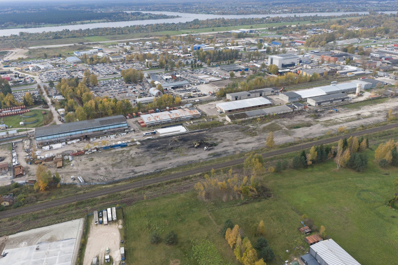 Industriālā teritorija no gaisa - 4. objekts, uzglabāšanas zona