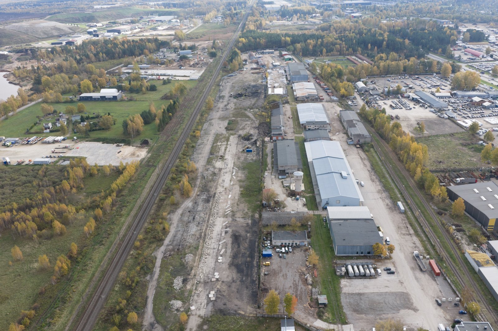 Industriālā teritorija no gaisa - 4. objekts, laukumu segums